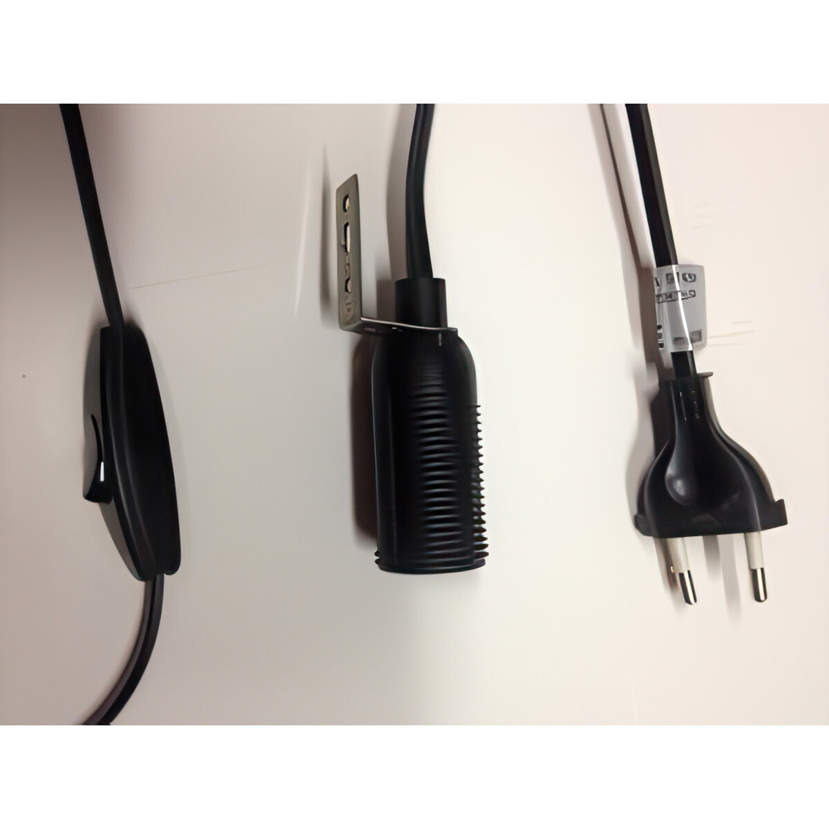 Apliques de pared: conexión eléctrica a la tom
