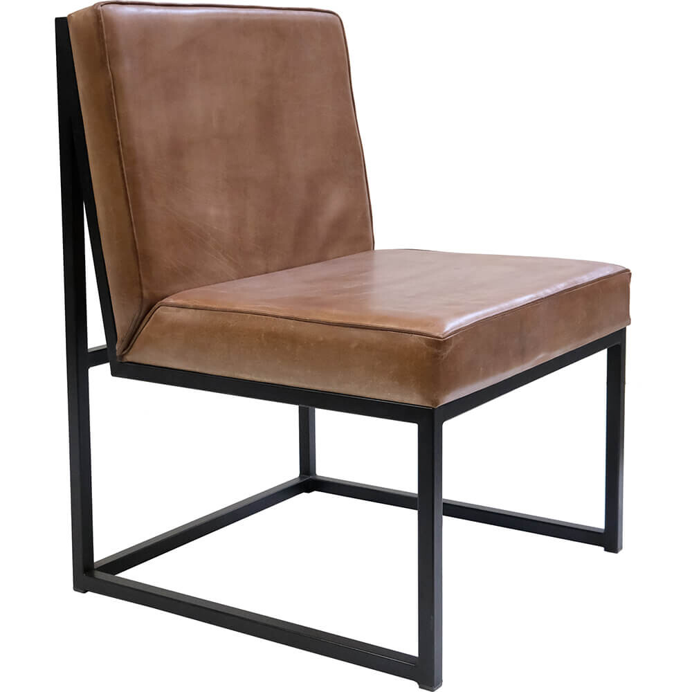 Sillón Perry con tapizado de cuero