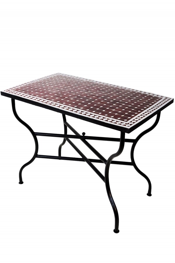 Mesa marroquí con mosaicos de Marrakech, color burdeo