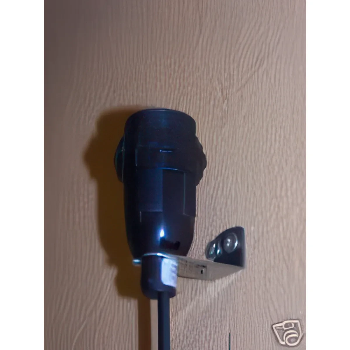 Componentes eléctricos adecuados  box